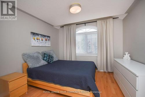 277 Creek Path Avenue, Oakville, ON - Indoor Photo Showing Bedroom