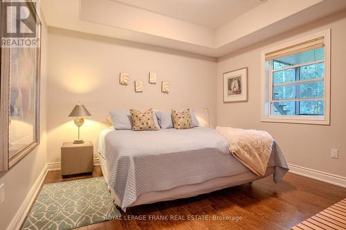 101 Mcgregor Drive, Kawartha Lakes (Bobcaygeon), ON - Indoor Photo Showing Bedroom