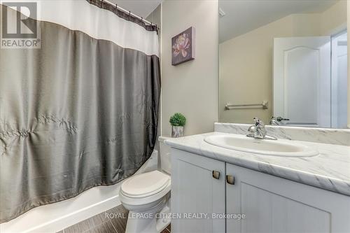 855 Cook Crescent, Shelburne, ON - Indoor Photo Showing Bathroom