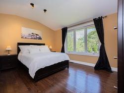 Master bedroom - 