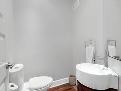 Powder room - 