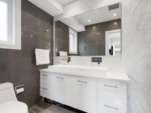 Ensuite bathroom - 5750Z Av. Marc-Chagall, Côte-Saint-Luc, QC 