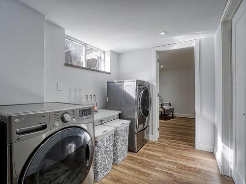 Salle de lavage - 262 Rue Des Pins, Saint-Jérôme, QC - Indoor Photo Showing Laundry Room