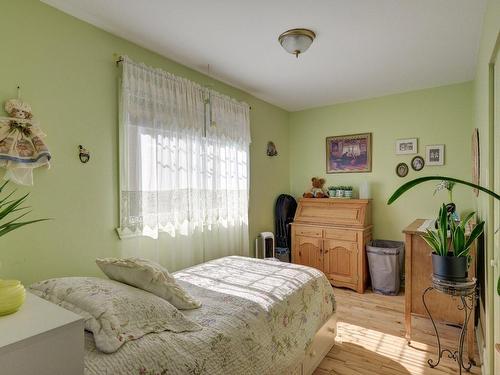 Chambre Ã Â coucher - 4010  - 4020 Rue Taillon, Montréal (Mercier/Hochelaga-Maisonneuve), QC - Indoor Photo Showing Bedroom