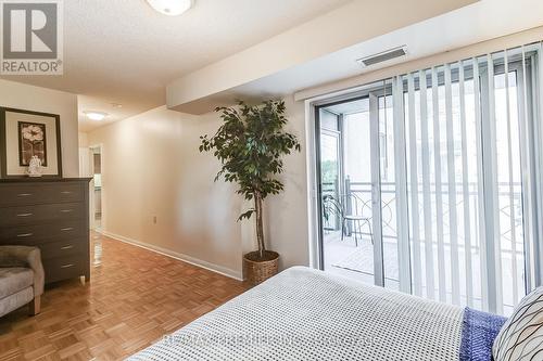 315 - 2500 Rutherford Road, Vaughan, ON - Indoor Photo Showing Bedroom