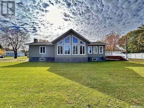 1409 Broadway Avenue, Moosomin, SK - Outdoor