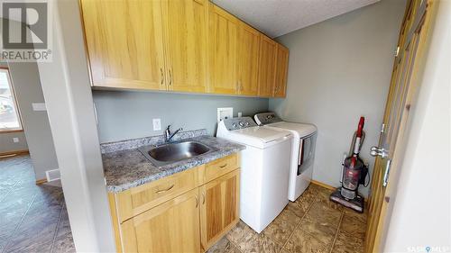 1409 Broadway Avenue, Moosomin, SK - Indoor Photo Showing Laundry Room