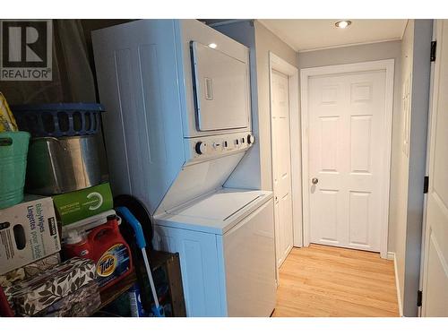 1375 Ord Road Unit# 11, Kamloops, BC - Indoor Photo Showing Laundry Room