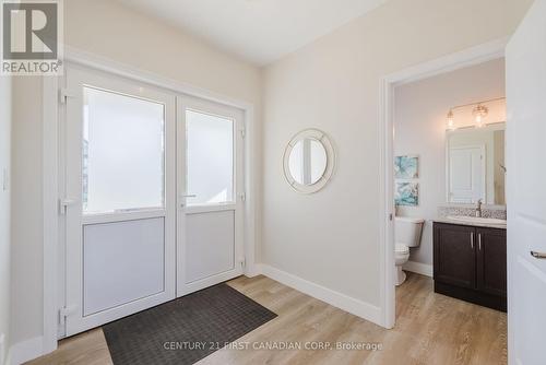 2431 Evans Boulevard, London, ON - Indoor Photo Showing Other Room