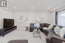 2431 Evans Boulevard, London, ON  - Indoor Photo Showing Living Room 