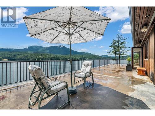 15781 East Egmont Shoreline, Pender Harbour, BC 