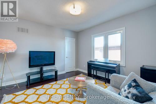 42 Grangemill Crescent, Toronto, ON - Indoor