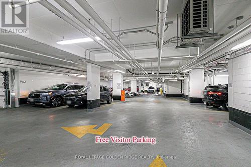 407 - 151 Avenue Road, Toronto, ON - Indoor Photo Showing Garage