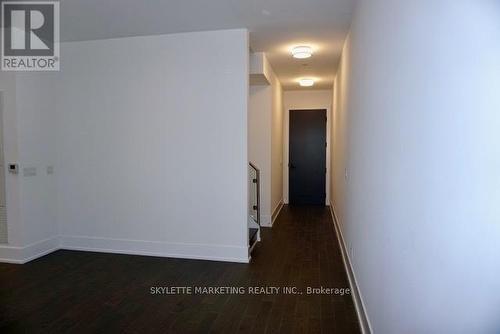 111 - 25 Adra Grado Way, Toronto, ON - Indoor Photo Showing Other Room