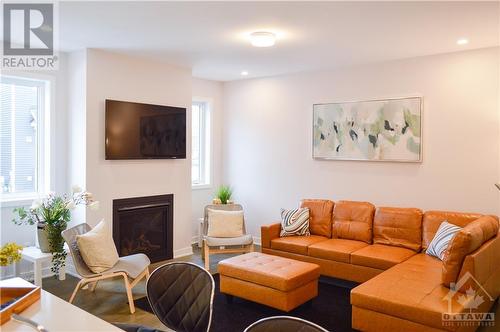 331 Crossway Terrace, Ottawa, ON - Indoor Photo Showing Living Room With Fireplace