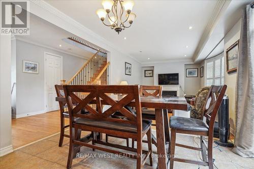 18 Augustine Avenue, Richmond Hill, ON - Indoor Photo Showing Dining Room