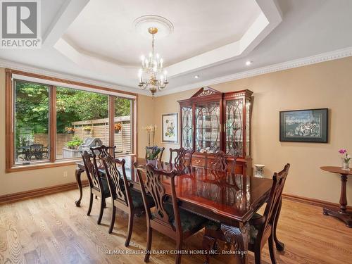 157 Treegrove Circle S, Aurora, ON - Indoor Photo Showing Dining Room