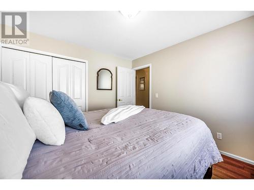 595 Yates Road Unit# 34 Lot# 76, Kelowna, BC - Indoor Photo Showing Bedroom