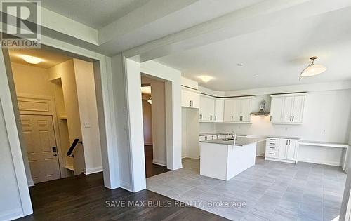 1869 Narcissus Gardens, Pickering, ON - Indoor Photo Showing Kitchen