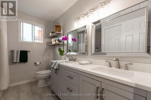 32 Blanchard Crescent, London, ON - Indoor Photo Showing Bathroom