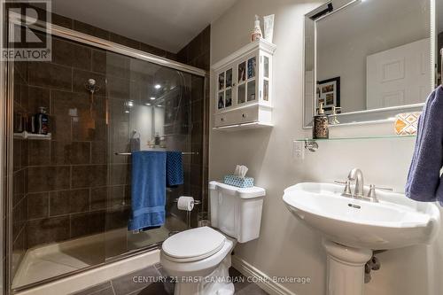 32 Blanchard Crescent, London, ON - Indoor Photo Showing Bathroom