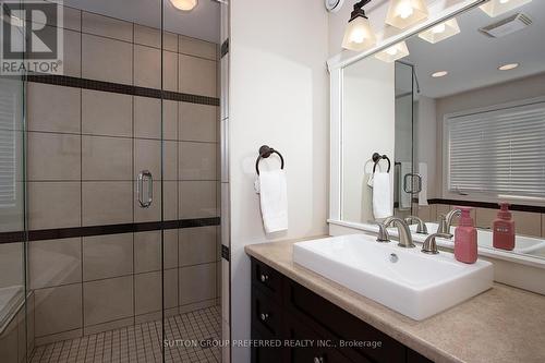 90 Oliver Crescent, Zorra, ON - Indoor Photo Showing Bathroom