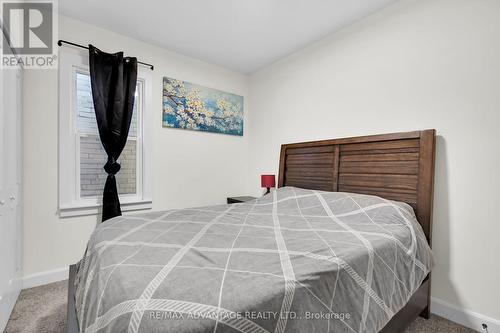 49 Briscoe Street W, London, ON - Indoor Photo Showing Bedroom