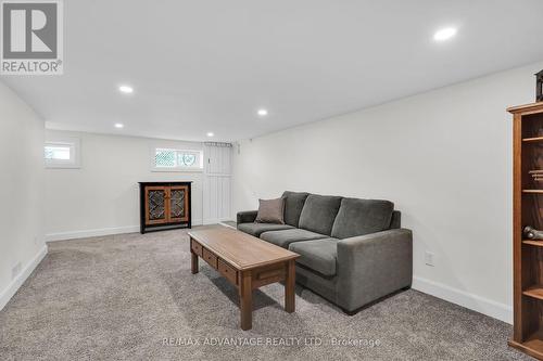 49 Briscoe Street W, London, ON - Indoor Photo Showing Basement