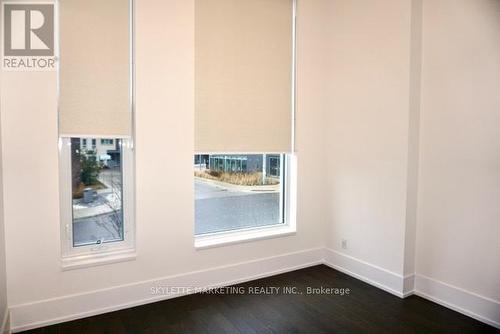 111 - 25 Adra Grado Way, Toronto, ON - Indoor Photo Showing Other Room