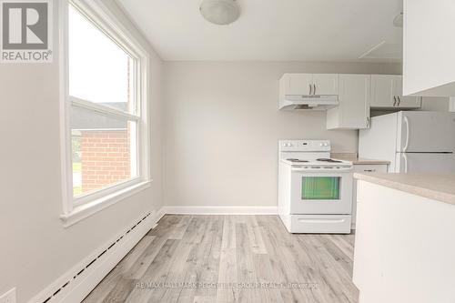 67 Strabane Avenue, Barrie, ON - Indoor Photo Showing Kitchen