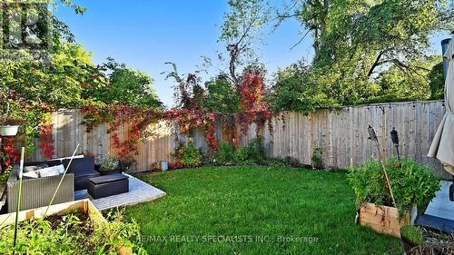 914 Fourth Street, Mississauga, ON - Outdoor