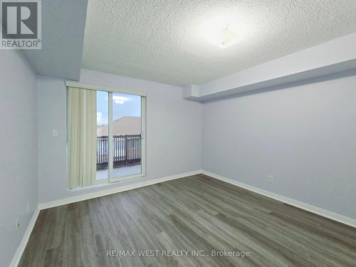 2035 - 3025 Finch Avenue W, Toronto, ON - Indoor Photo Showing Other Room