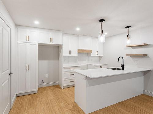 Cuisine - 9-977 Ch. Massawippi, North Hatley, QC - Indoor Photo Showing Kitchen With Upgraded Kitchen