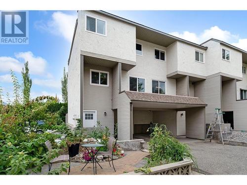 1985 Burtch Road Unit# 11, Kelowna, BC - Outdoor