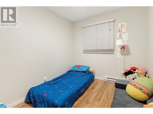 1985 Burtch Road Unit# 11, Kelowna, BC - Indoor Photo Showing Bedroom