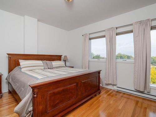 Chambre Ã  coucher principale - 302-11652 Boul. O'Brien, Montréal (Ahuntsic-Cartierville), QC - Indoor Photo Showing Bedroom