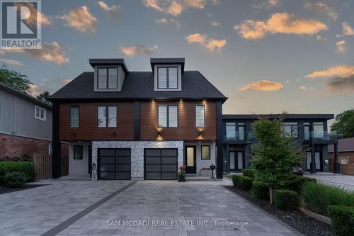 11A Maple Avenue N, Mississauga, ON - Outdoor With Facade