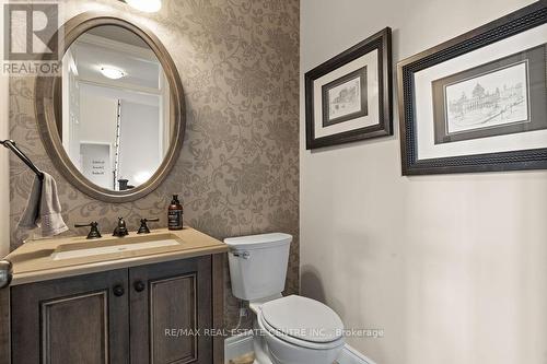 84 Old Ruby Lane, Puslinch, ON - Indoor Photo Showing Bathroom