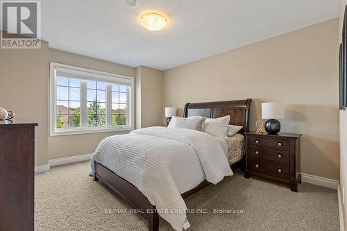 84 Old Ruby Lane, Puslinch, ON - Indoor Photo Showing Bedroom