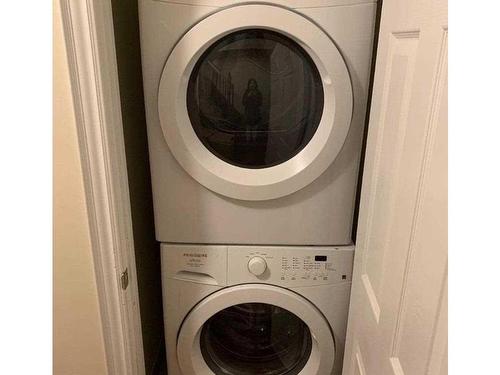 133B Finch Ave E, Toronto, ON - Indoor Photo Showing Laundry Room