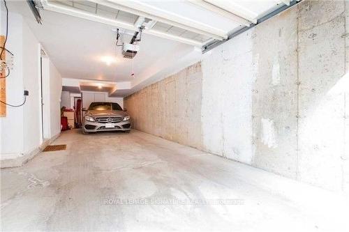 133B Finch Ave E, Toronto, ON - Indoor Photo Showing Garage