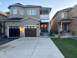 7258 Gagliano Dr  Mississauga, ON L5W 1X3