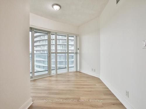 3205-60 Absolute Ave, Mississauga, ON - Indoor Photo Showing Other Room