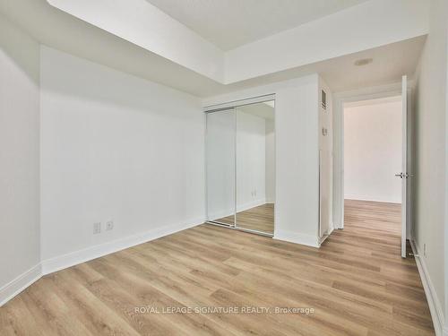 3205-60 Absolute Ave, Mississauga, ON - Indoor Photo Showing Other Room