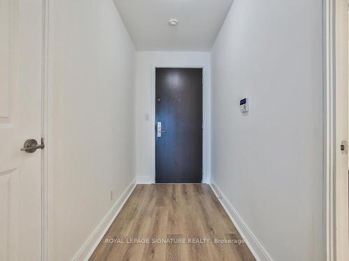 3205-60 Absolute Ave, Mississauga, ON - Indoor Photo Showing Other Room