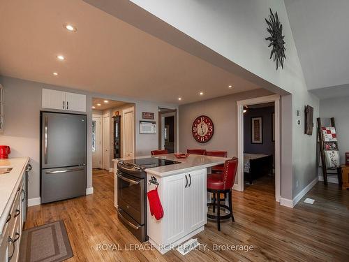 173 Macdonalds Rd, Grey Highlands, ON - Indoor Photo Showing Kitchen