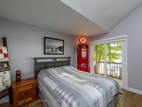 173 Macdonalds Rd, Grey Highlands, ON - Indoor Photo Showing Bedroom