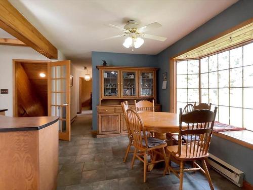 7480 West Subdivision Road, Clinton, BC - Indoor Photo Showing Dining Room