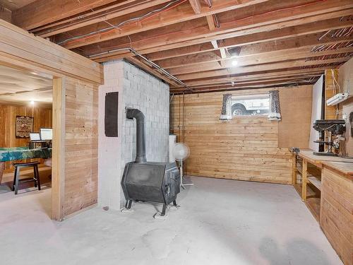 7480 West Subdivision Road, Clinton, BC - Indoor Photo Showing Basement