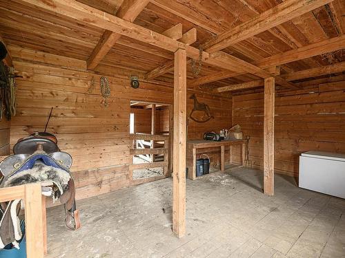 7480 West Subdivision Road, Clinton, BC - Indoor